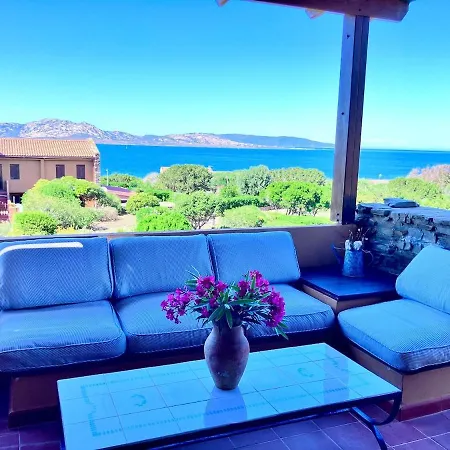 Apartamento Rosso Lilu' Casa Con Vista Mozzafiato Sulla Pelosa Stintino