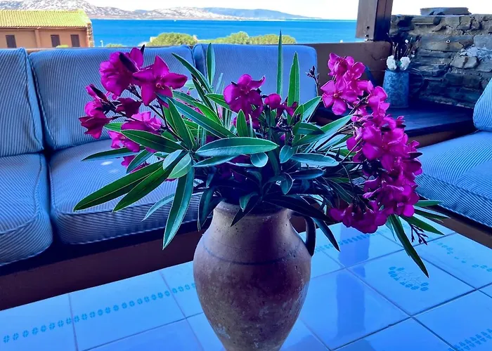 Rosso Lilu' Casa Con Vista Mozzafiato Sulla Pelosa * Stintino