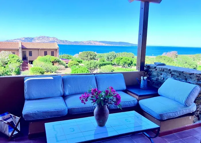 Apartament Rosso Lilu' Casa Con Vista Mozzafiato Sulla Pelosa Stintino